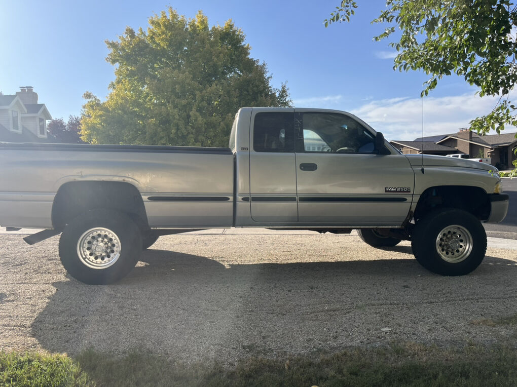 1999 DODGE RAM 2500 SLT