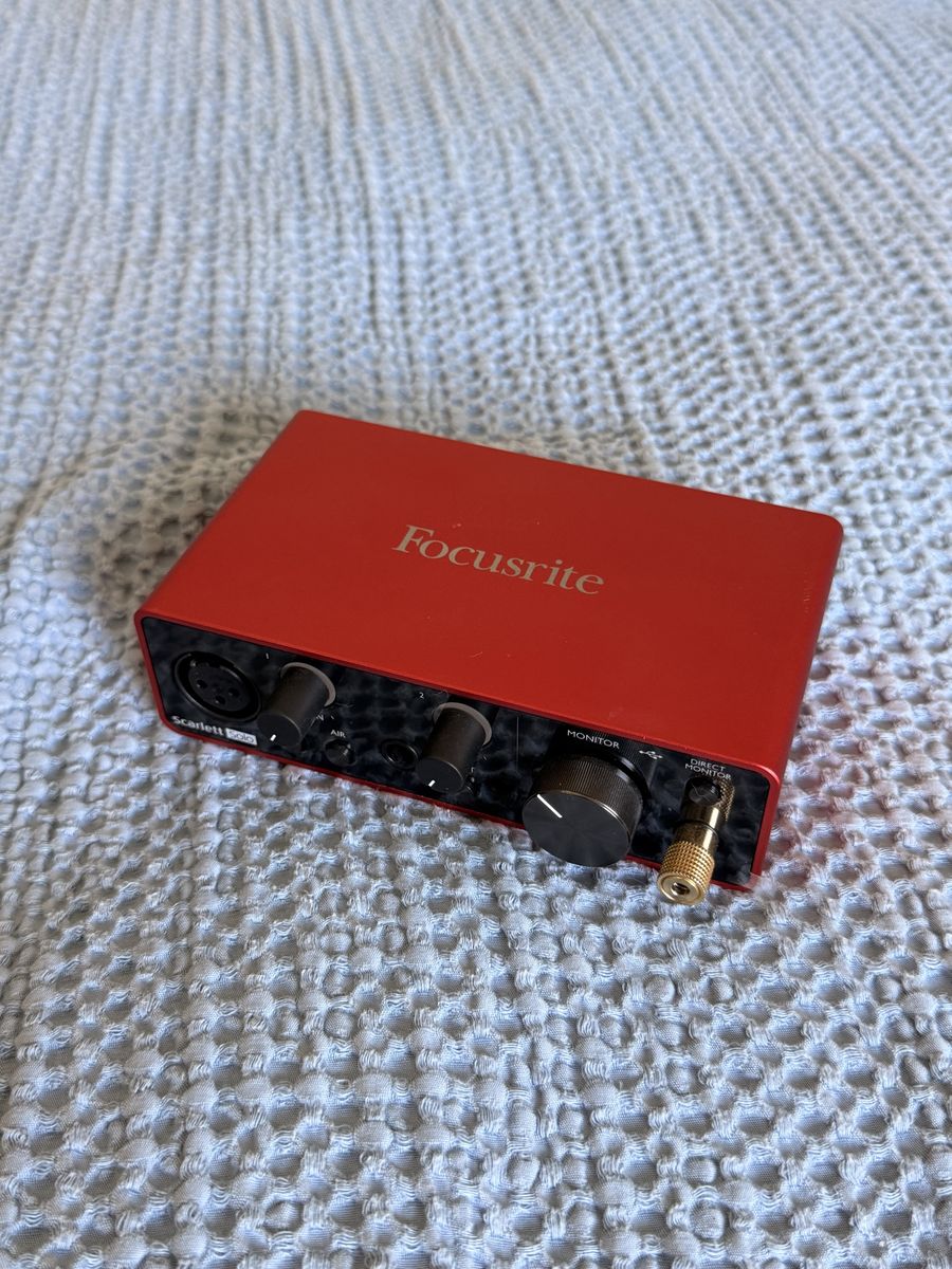 Focusrite Scarlett Solo (3rd Gen) USB Audio Interface - Red