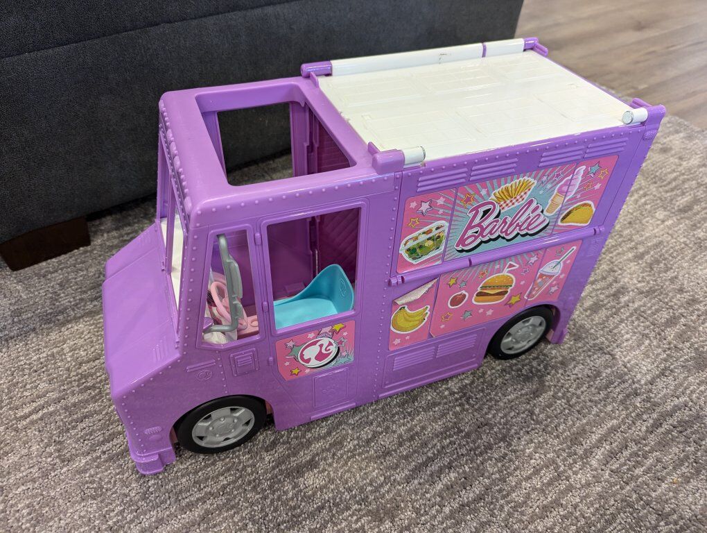 Barbie Food truck