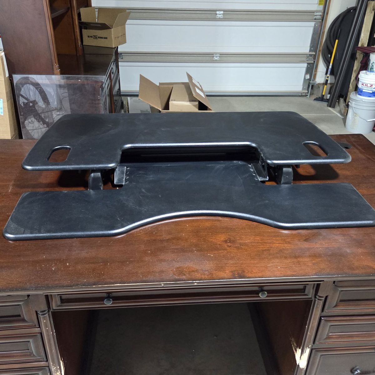 Varidesk stand up desk