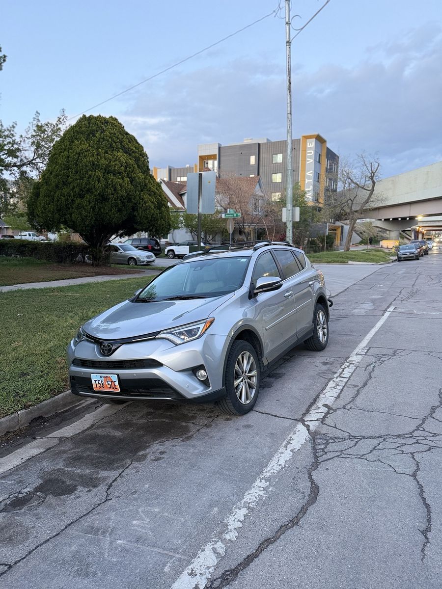 2017 Toyota RAV4 Limited