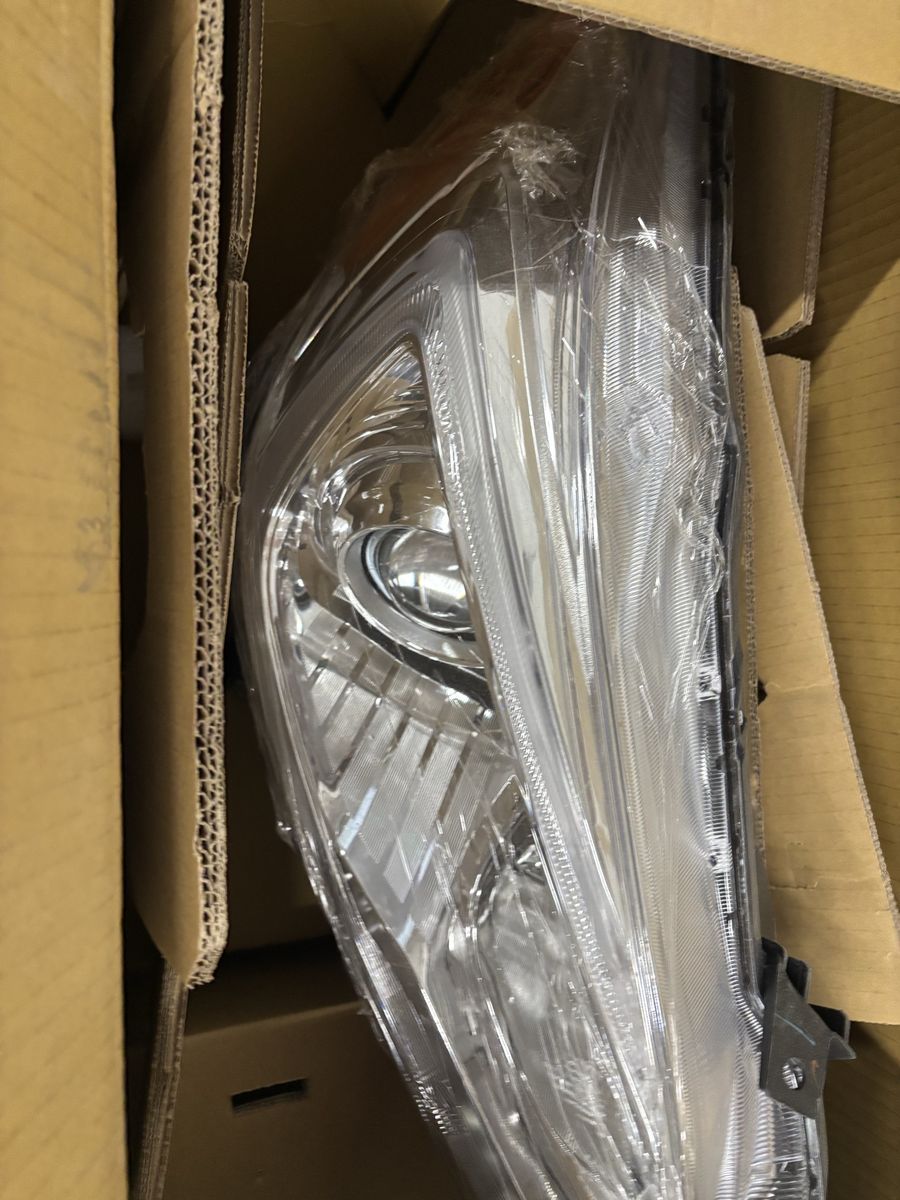 Subaru Legacy/Outback 2015-2017 Passenger Side Headlight Assembly – Brand New | Part# SU2503151C