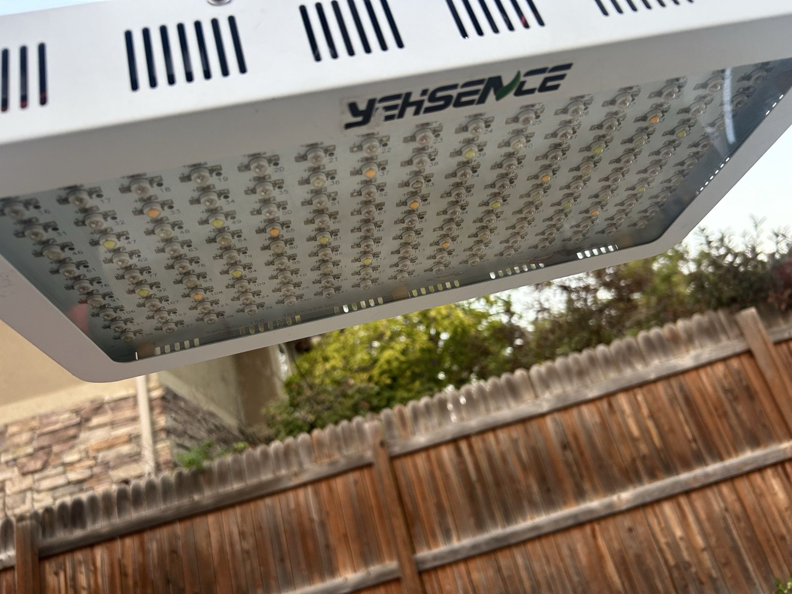 (9) Yehsence Grow lights