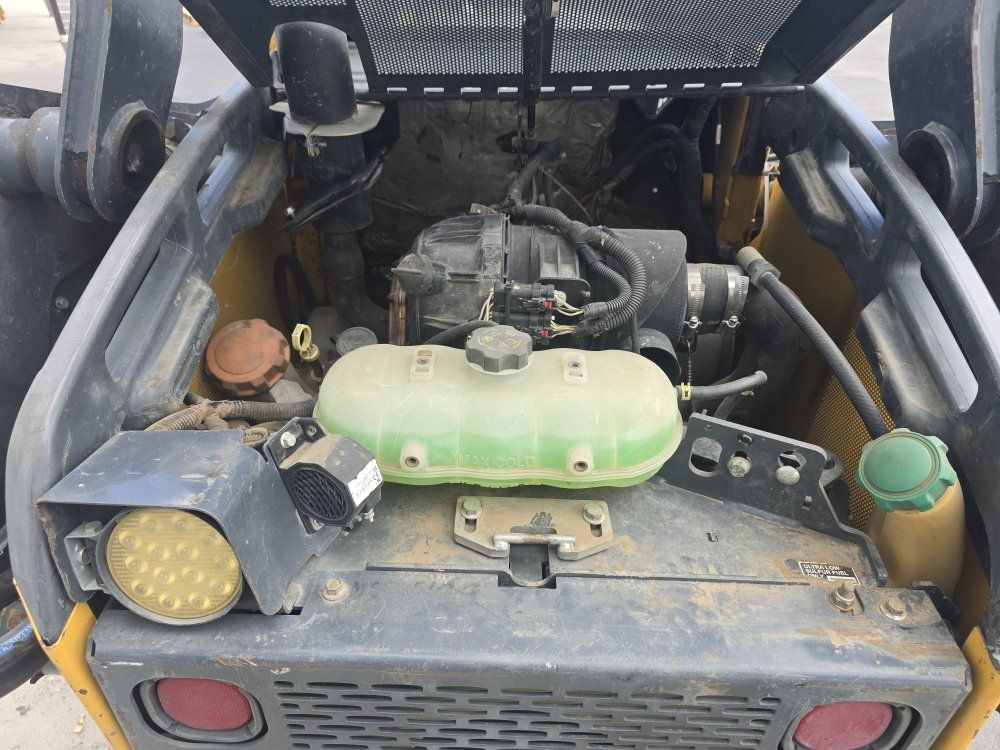Main image 10