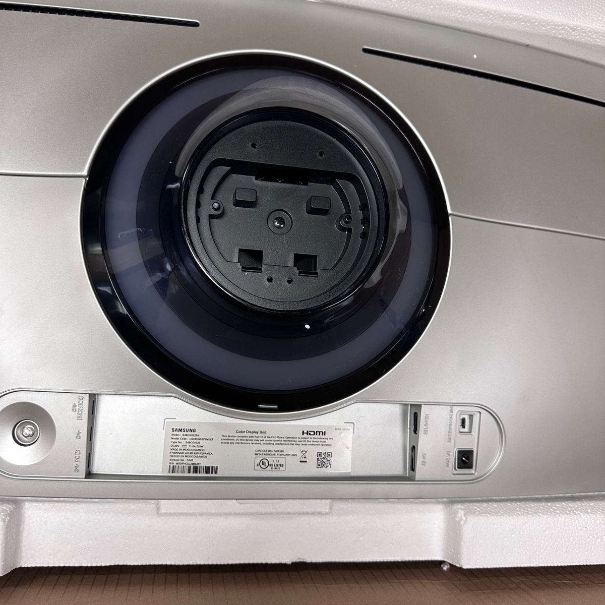Main image 6