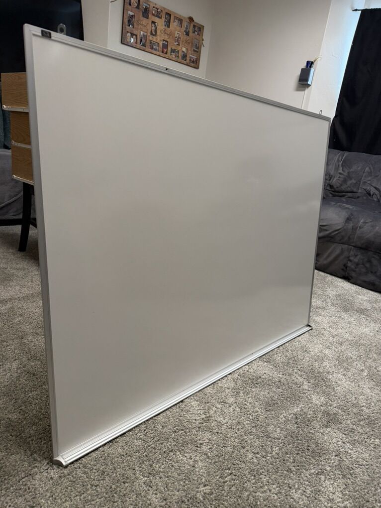 4' x 3' Quartet Total Erase Whiteboard