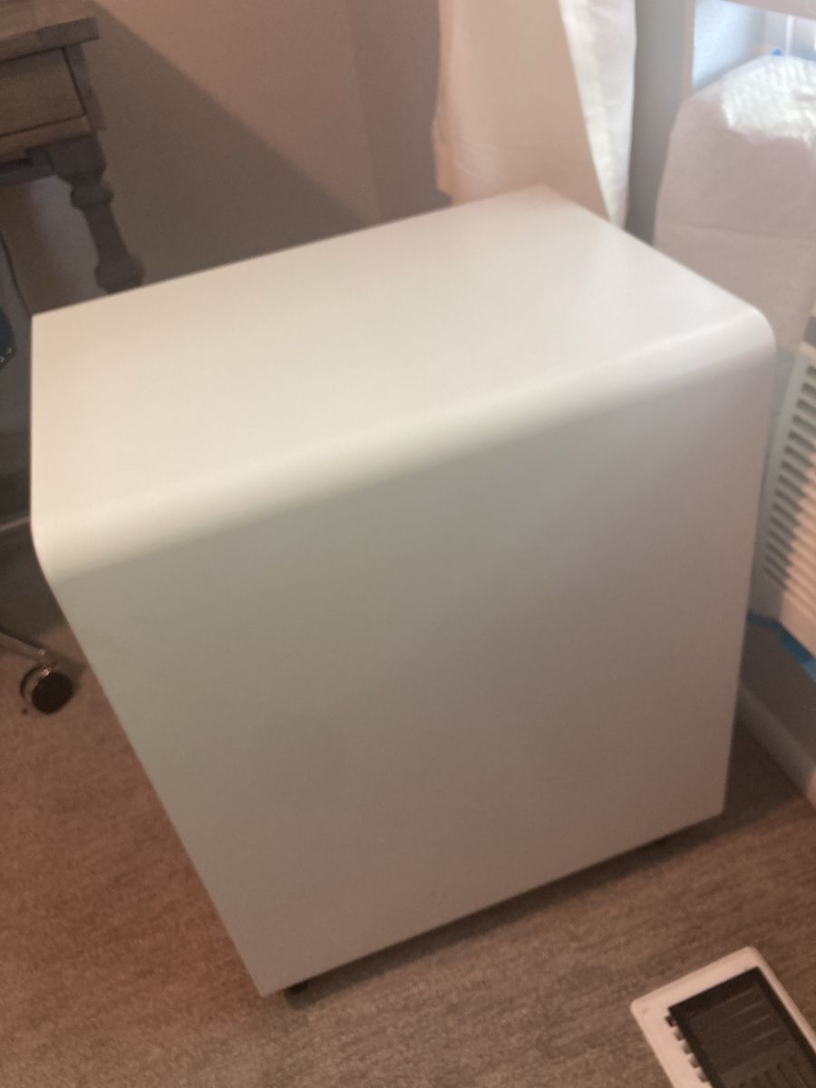 Main image 6