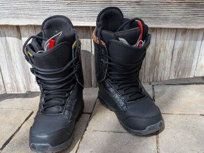 Burton Sapphire Women's Snowboard Boots-Size 7