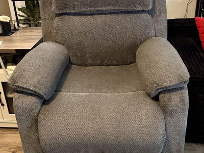 Price DROP Gray Fabric POWERED RECLINER