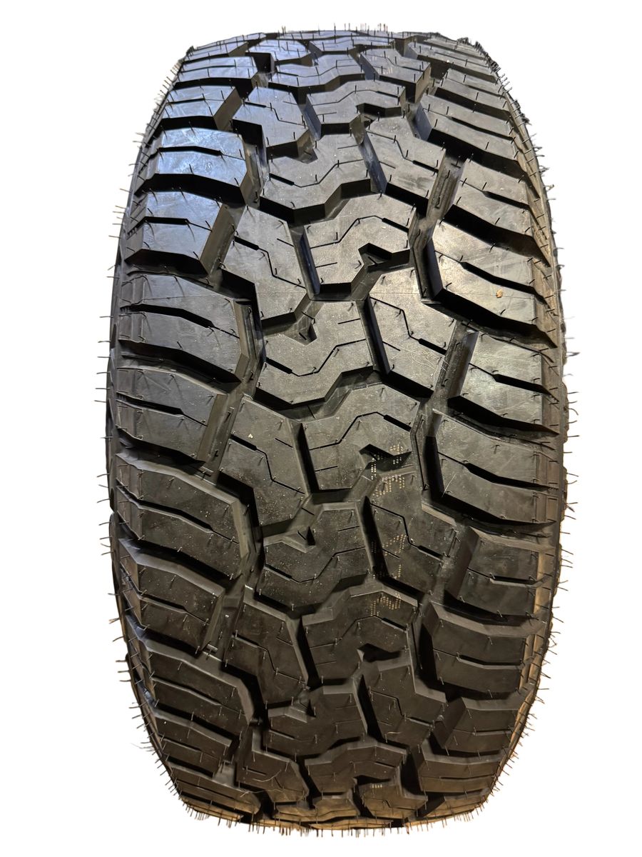 2 NOS YOKOHAMA GEOLANDAR X-AT BSW LT 35 12.5 22 121Q 12PLY TIRE 110116025