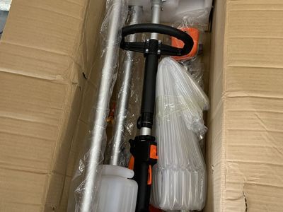 10 in. Bar 43CC Gas-Powered Extension Pole Saw, 2-Stroke Cordless Tree Trimmer with Adjustable Length for Tree Pruning
