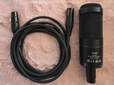 Audio-Technica AT2035 Condenser Microphone Bundle
