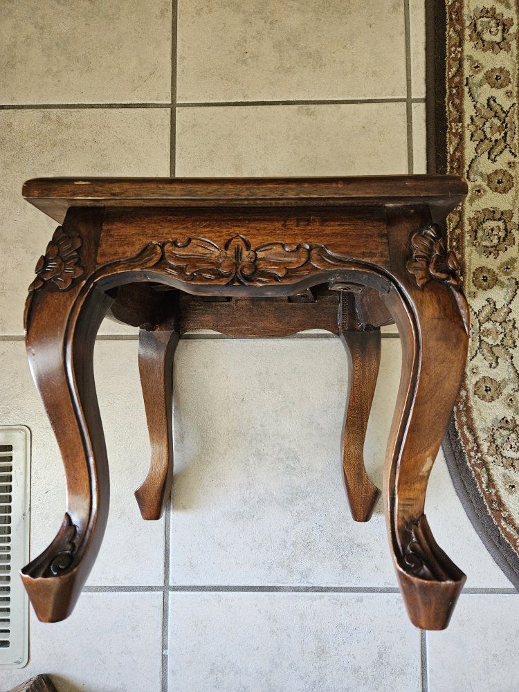 Main image 3