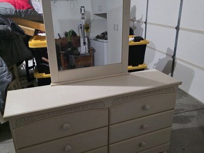 Vintage Style Cream 6-Drawer Dresser with Attached Mirror and matching nightstand