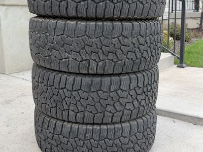 285/70R17 Falken Wildpeak AT3W like new