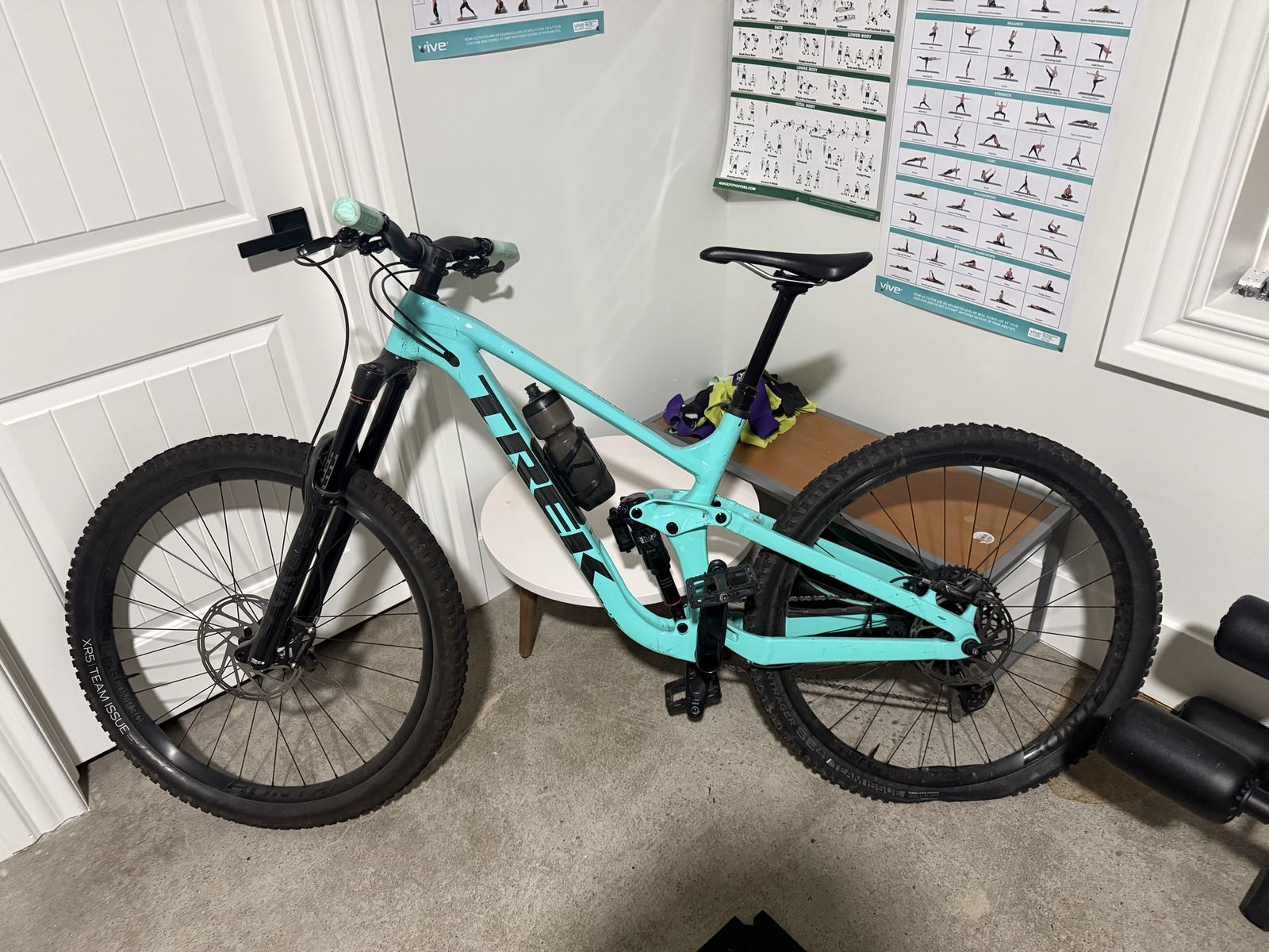 Trek Slash 8
