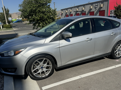 2015 FORD FOCUS SE