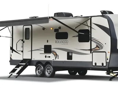 Rockwood Ultra Lite Trailer 2706WS - Sleeps 10