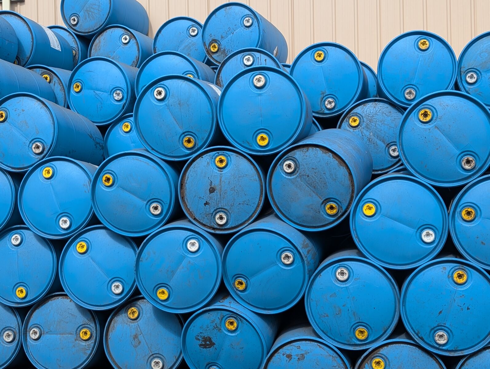 55 Gallon poly drums