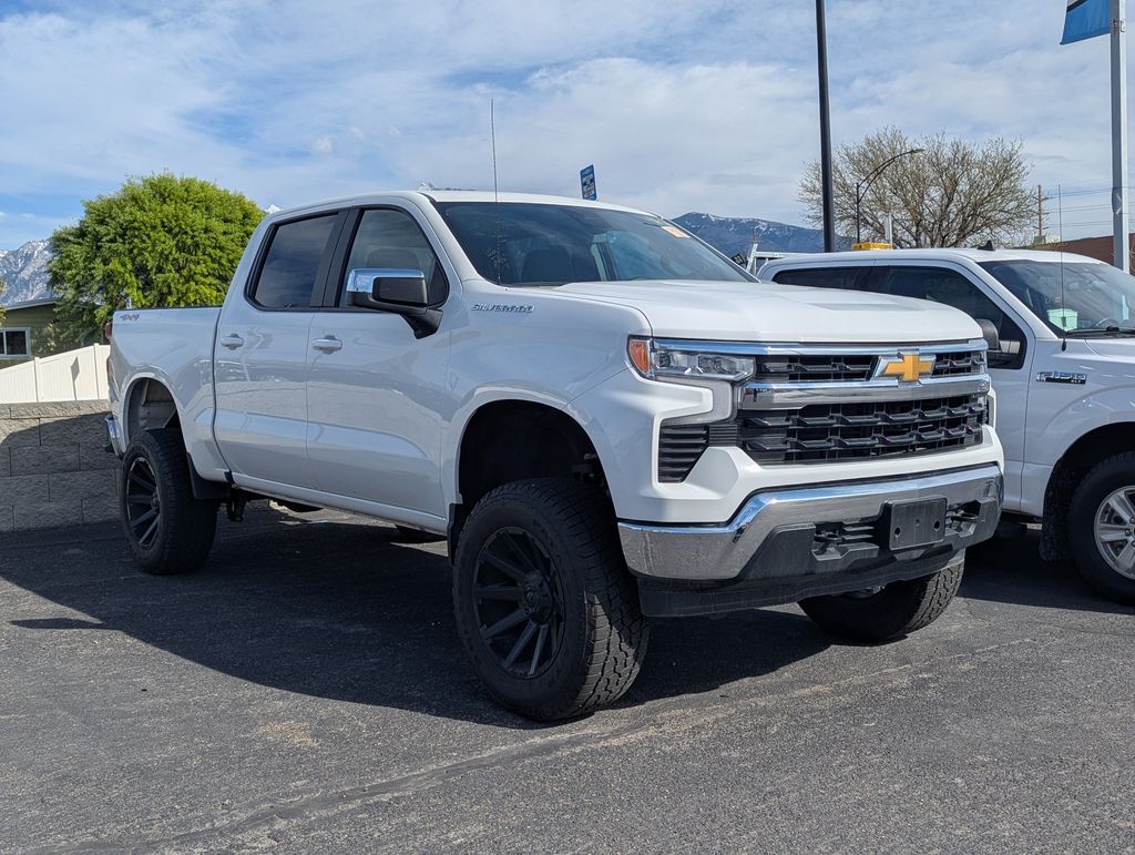 2025 Chevrolet Silverado 1500 LT