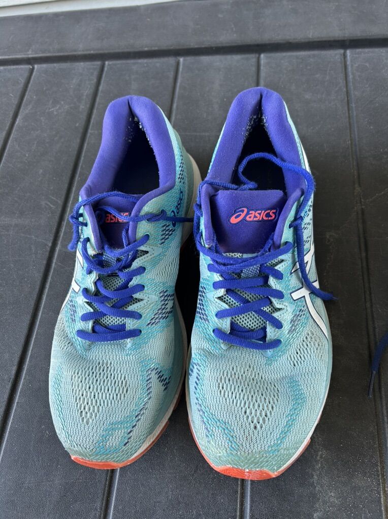 Asic Women’s Size 11 Shoes