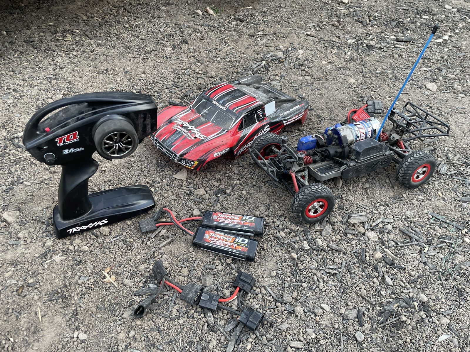 Main image 3