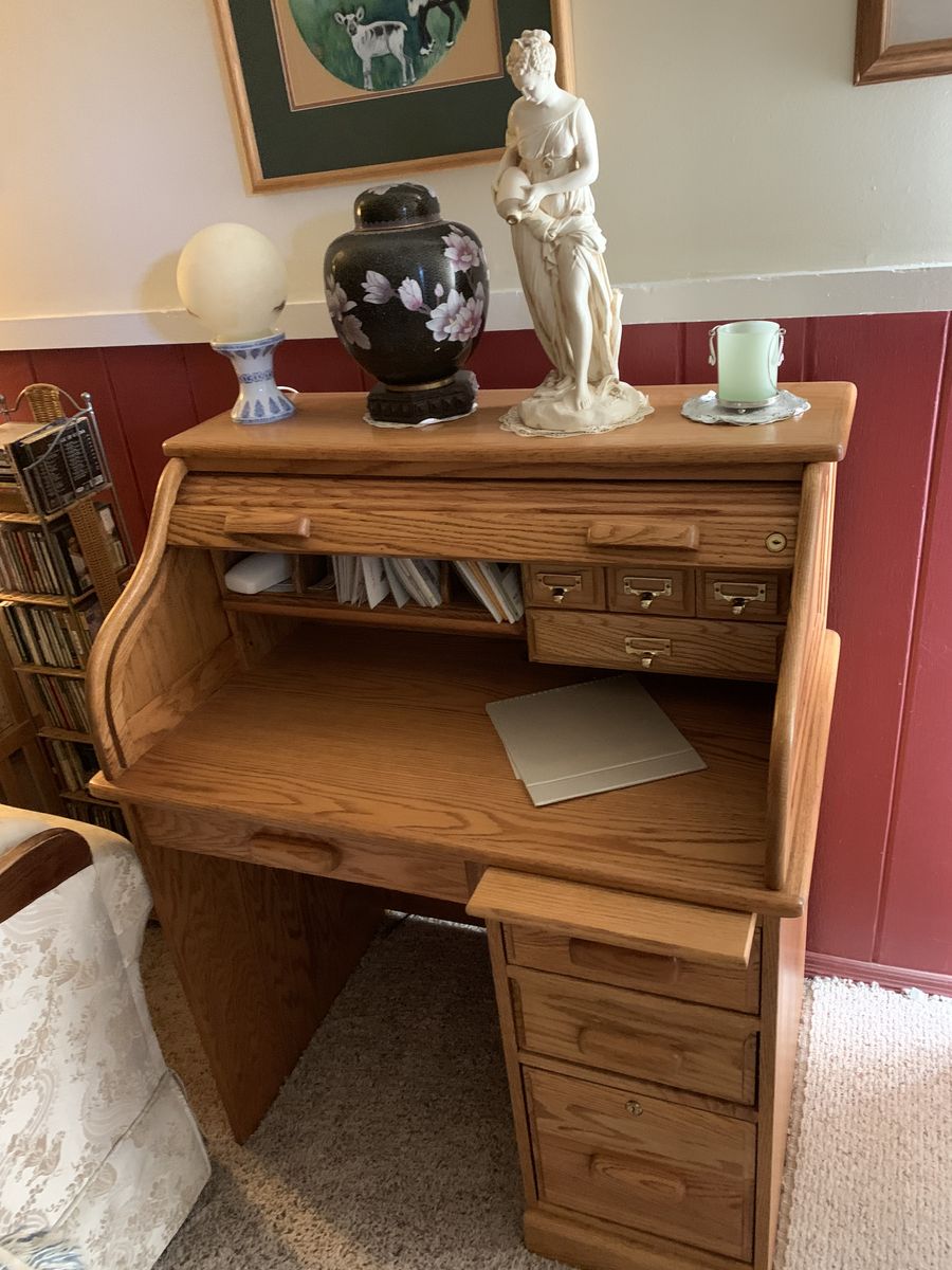 desk roll top oak, free