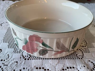Mikasa SILK FLOWERS ROUND SOUFFLE DISH Ultra Ceram Bake & Serve UP009