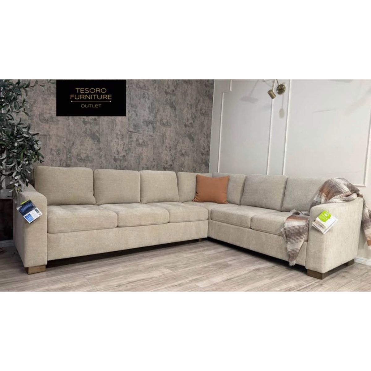 ELLSFORD MODERN SECTIONAL WE OFFER DELIVERY