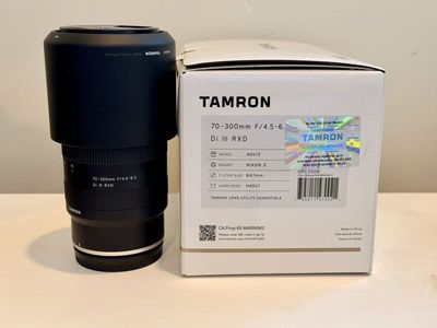 Tamron 70-300mm f/4.5-6.3 Di III RXD Lens (Nikon Z)—like new