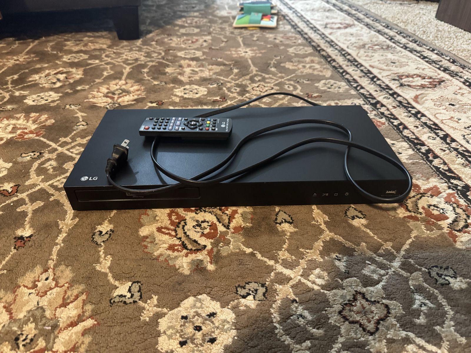 LG UHD blu-Ray disc player