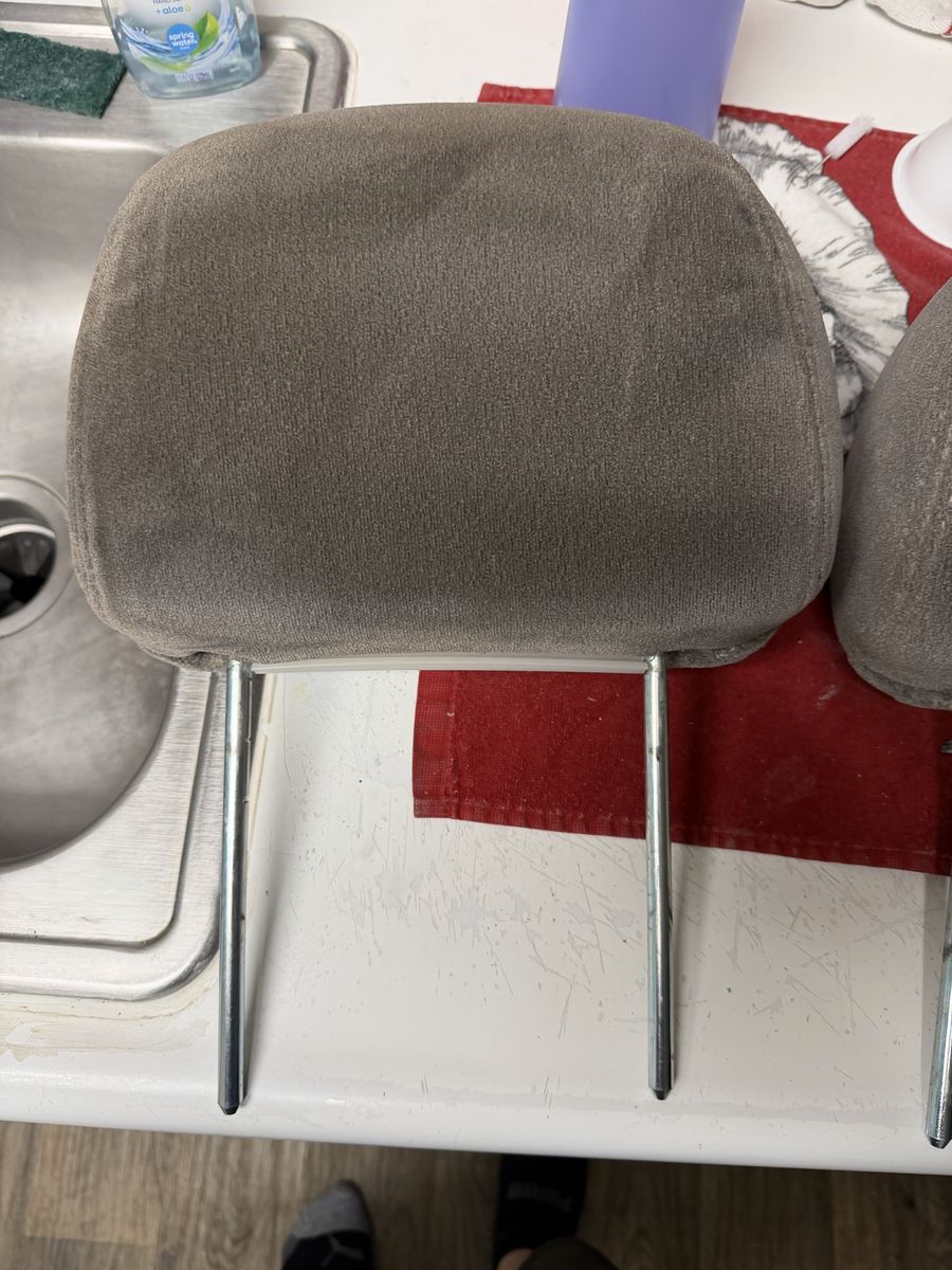 99-06 gmt 800 cloth headrests