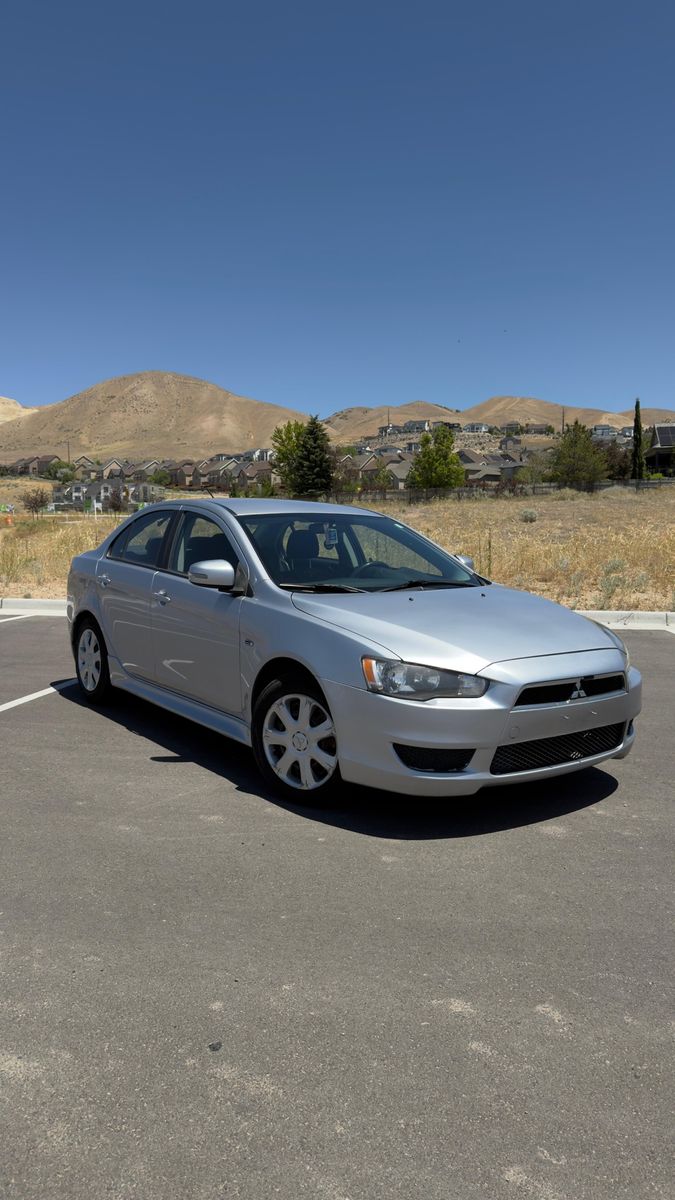 2015 Mitsubishi Lancer ES
