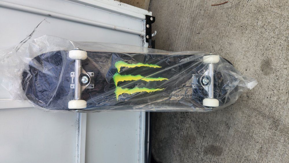 monster energy skateboard