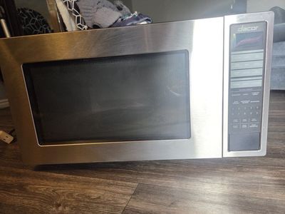 Dacor 24" Countertop Microwave 2.0 cu. ft. (Premium Brand) – Works Perfectly!
Description:
Selling a high-end Dacor countertop