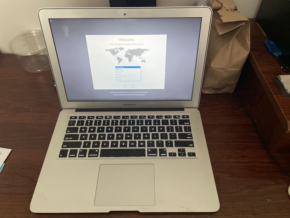 Apple Macbook Air