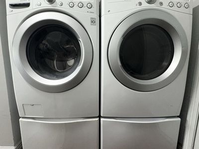 LG Washer And Dryer Set