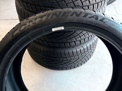 Continental Extreme Contact (Set of 4)