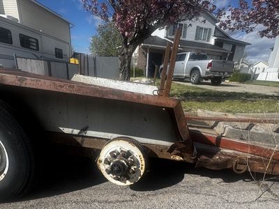 Utility trailer