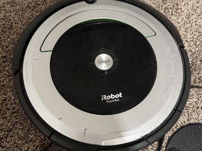 Roomba Vacuum
