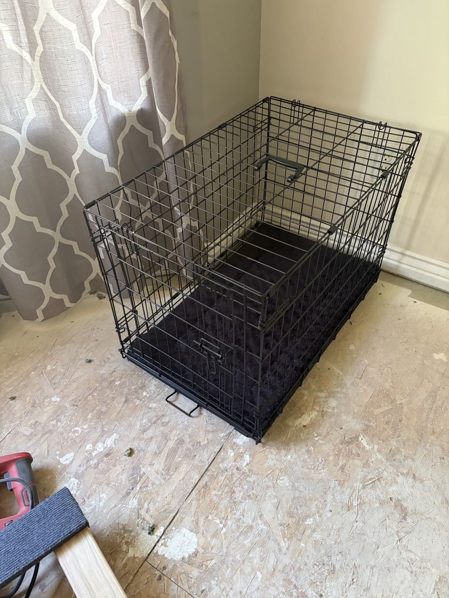 Dog crate
