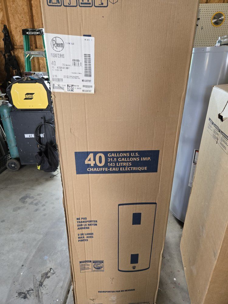 Rheem Professional 40 Gallon Electric Water Heater - New in Box