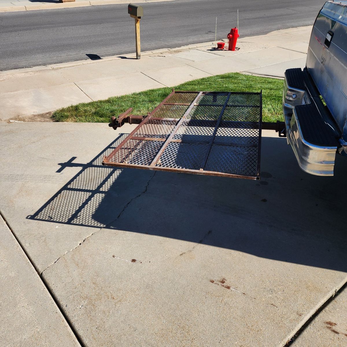 2 inch hitch mounted carrier
