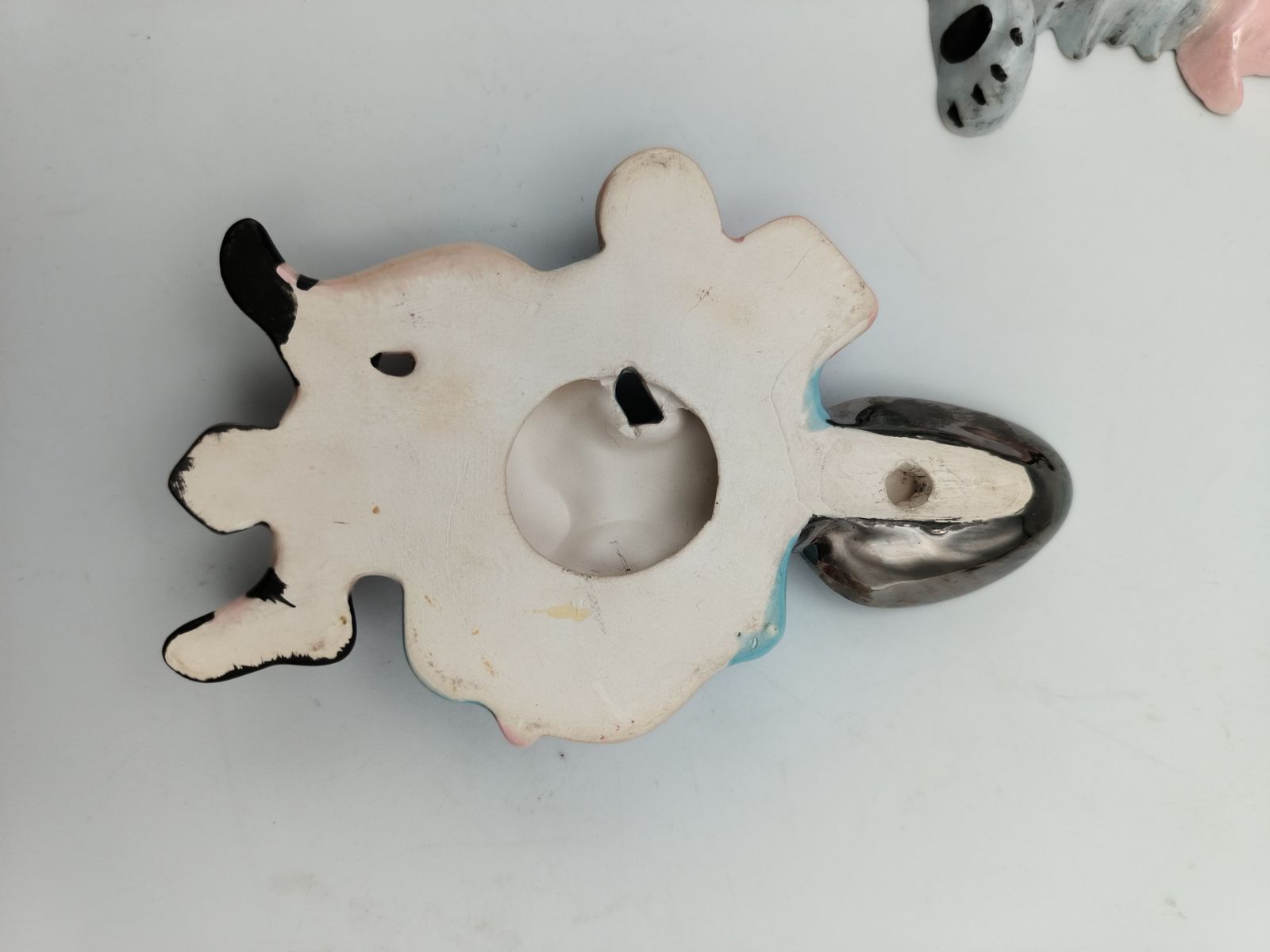 Main image 6