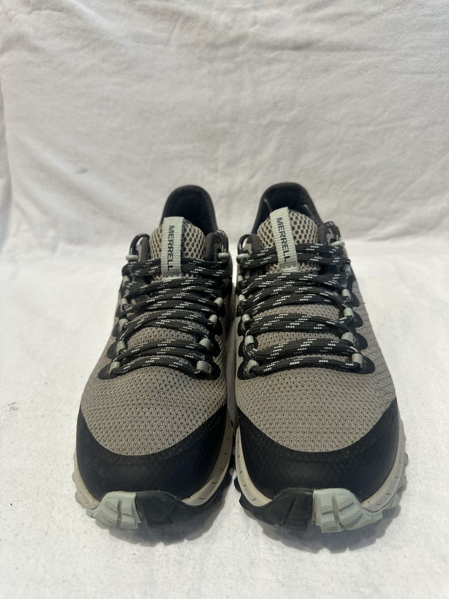 Merrell women’s size 5.5 beige/gray mesh WP trail shoes