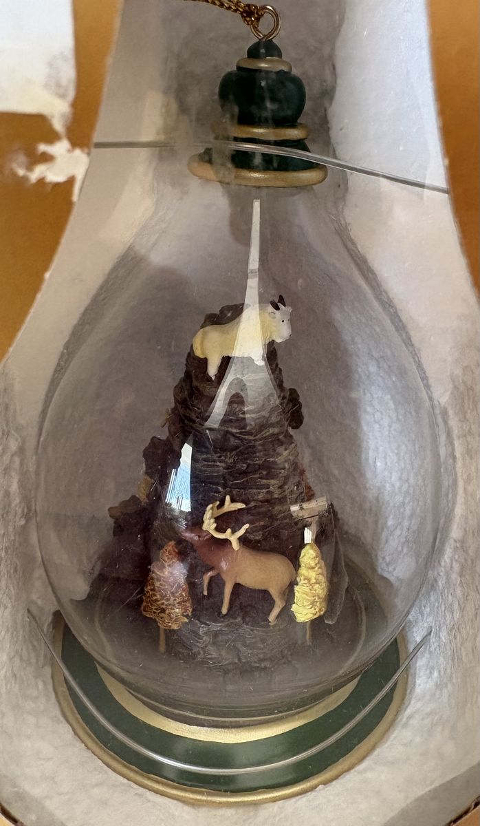 Cabela's Christmas Ornamant 5 Inch Tall