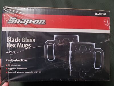 Snap-on Black Glass Mugs