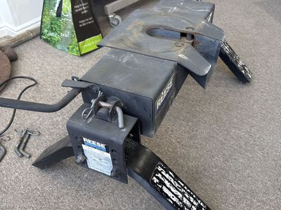 Reese Fifth Wheel Hitch