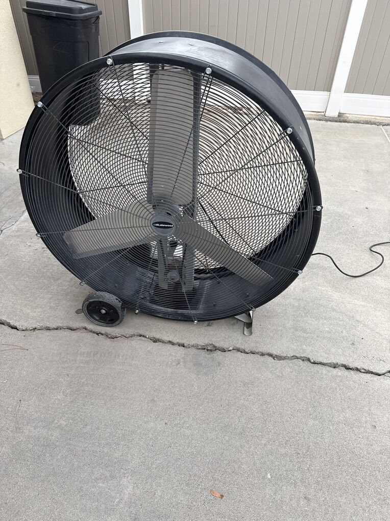 Large Area Fan