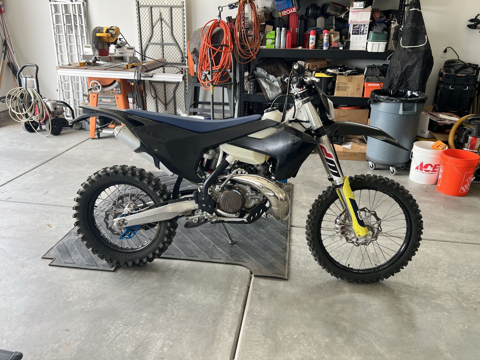 Husqvarna TE250i